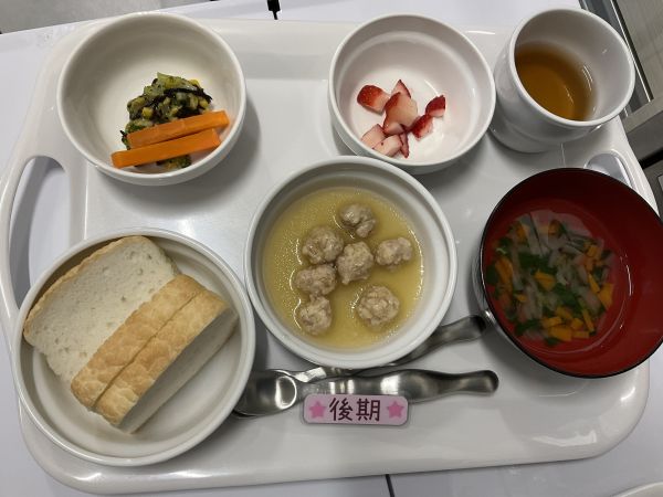 鶏肉団子のおろし煮です《後期》