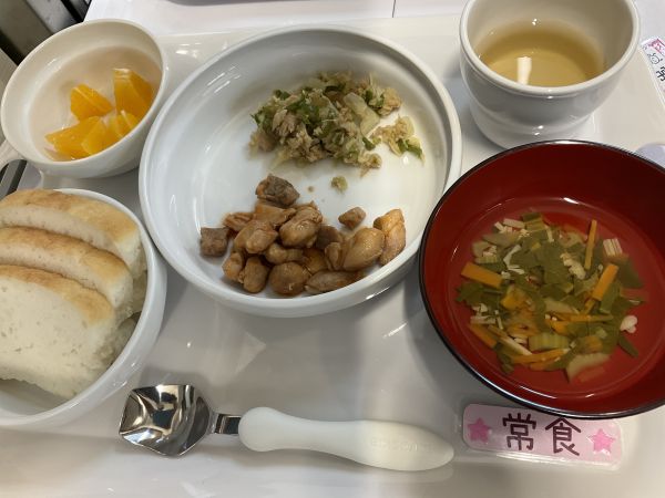 チキンチャップです《常食》畑のキャベツと小松菜が入っています
