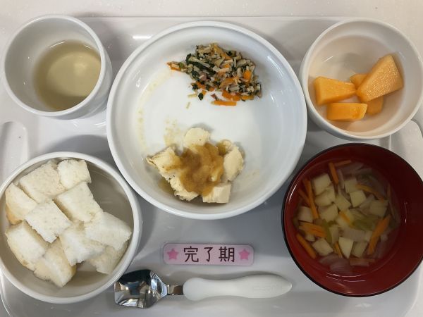 【離乳食完了期】・かじきのおろしソース