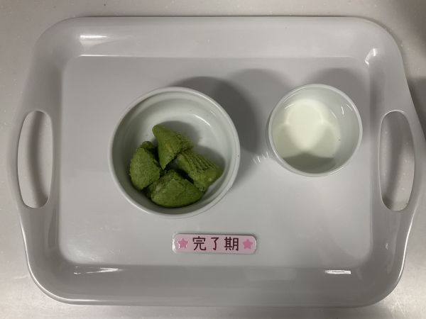 【離乳食完了期】・ほうれん草とバナナのマフィン