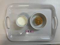 <おやつ>米粉バナナマフィン牛乳