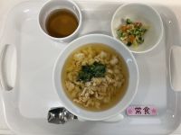 〈常食〉きつねうどんキャベツとしらすのサラダ
