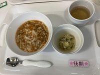 ミートうどんです《後期》畑のキャベツを使用しています。