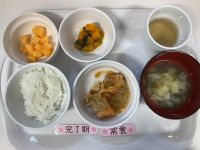〈完了 常食〉ごはん鮭のもやしあんかけかぼちゃの甘煮味噌メロン