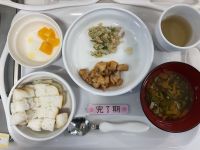 チキンチャップです《完了》畑のキャベツと小松菜を使っています