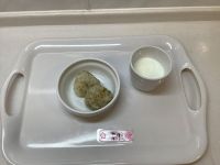 【常食】・アスパラガスとしらすのおにぎり