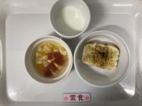 〈常食〉牛乳フルーツポンチぶどう寒天和風ラスク